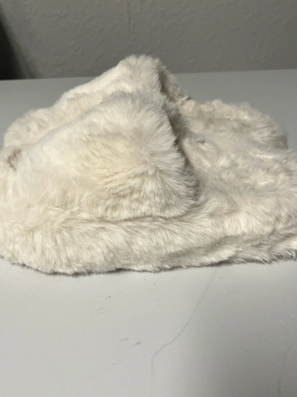 Primark Faux Fur Cream Women Slides - Cozy Winter Accessory